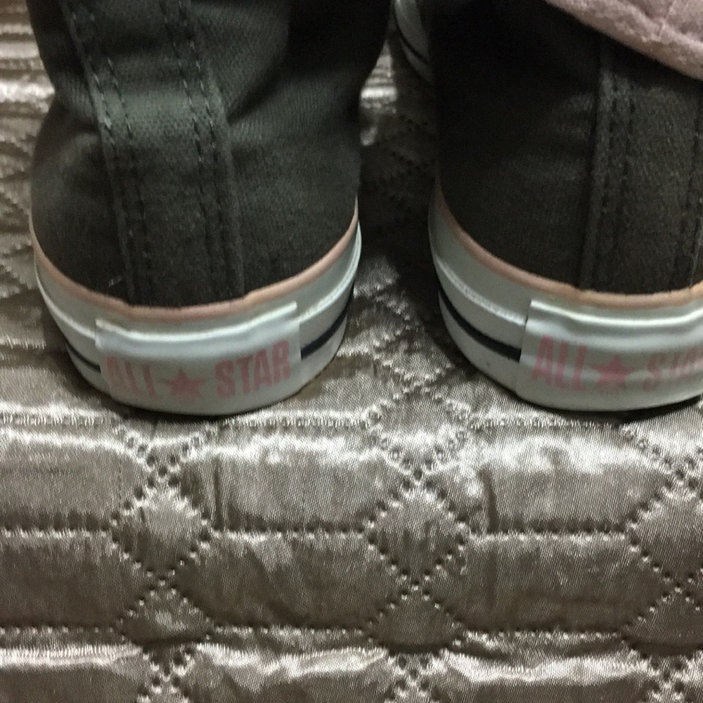 🔥Host Pick Vintage Converse Roll Down Sneakers🔥 - Picture 5 of 7